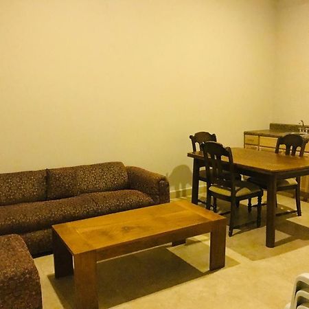 Holiday Beach Club 克罗里 外观 照片