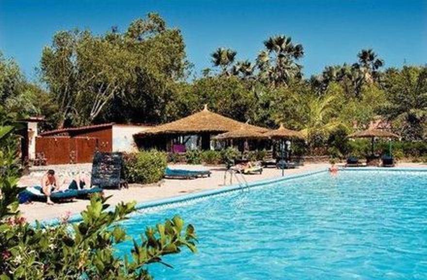 Holiday Beach Club 克罗里 外观 照片