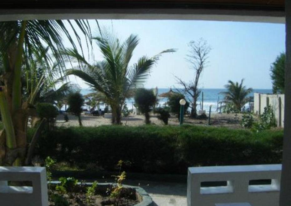 Holiday Beach Club 克罗里 外观 照片